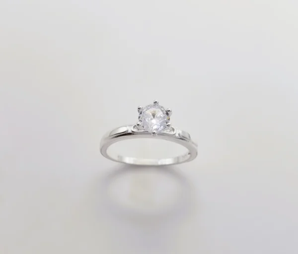 Anillo de plata
