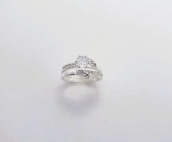 Anillo de plata