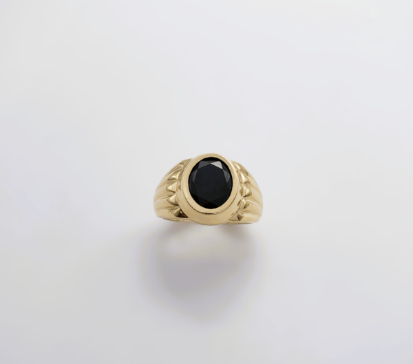 Anillo de oro