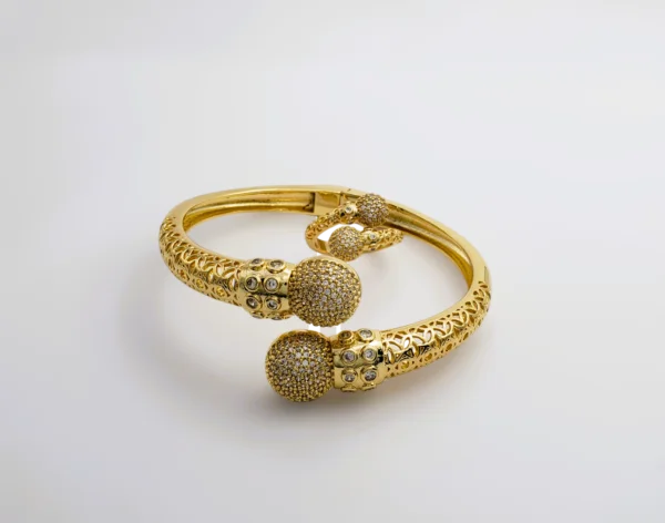 Set en golfilled